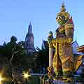 Interactive Virtual tour -  Thailand  - Evening image from the grounds of Wat Arun